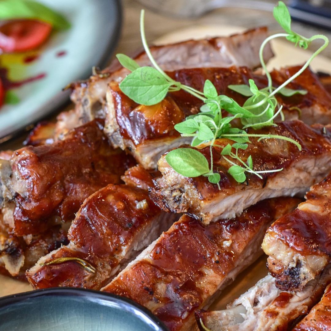 BBQ Ribs with BBQ rub for chicken and ribs